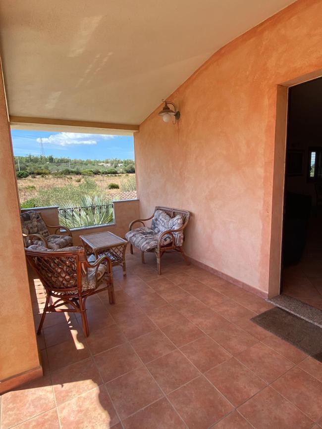 Villa Marras กัลเตลลิ ภายนอก รูปภาพ